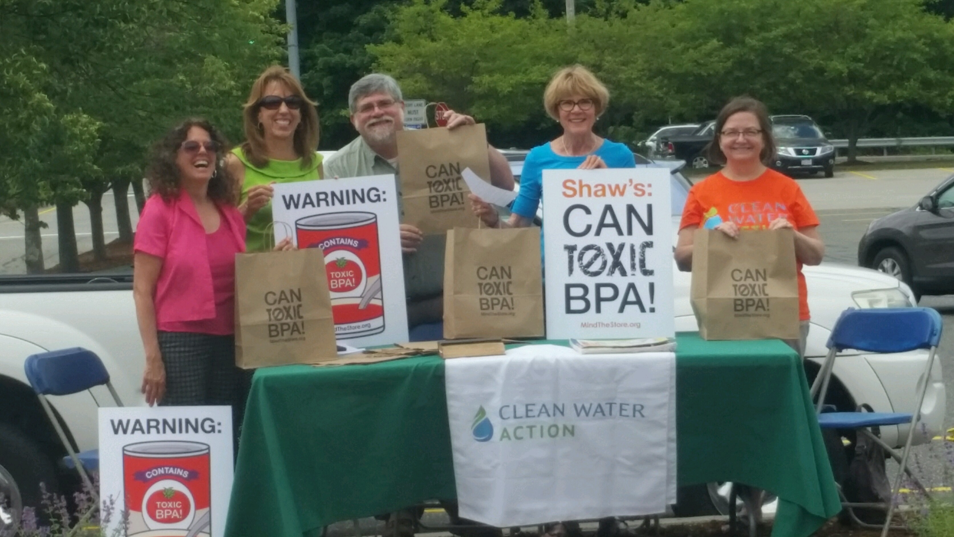BPA_RhodeIsland_CleanWaterAction_Photo by Sara Moffett.jpg BPA_RhodeIsland_CleanWaterAction_Photo by Sara Moffett.jpg