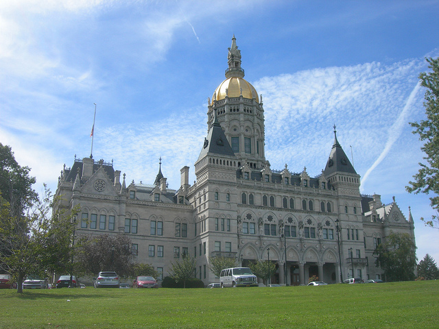 Connecticut capitol building / photo: flickr.com/auvet cc Connecticut capitol building / photo: flickr.com/auvet cc