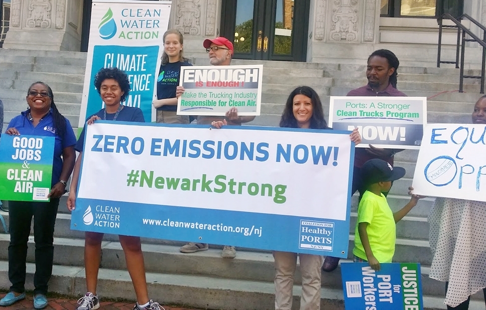 Kim Gaddy and Clean Water Action at a Ports Motorcade Rally for Clean Air & Good Jobs. Photo by Jeanette Mitchell Kim Gaddy and Clean Water Action at a Ports Motorcade Rally for Clean Air & Good Jobs. Photo by Jeanette Mitchell