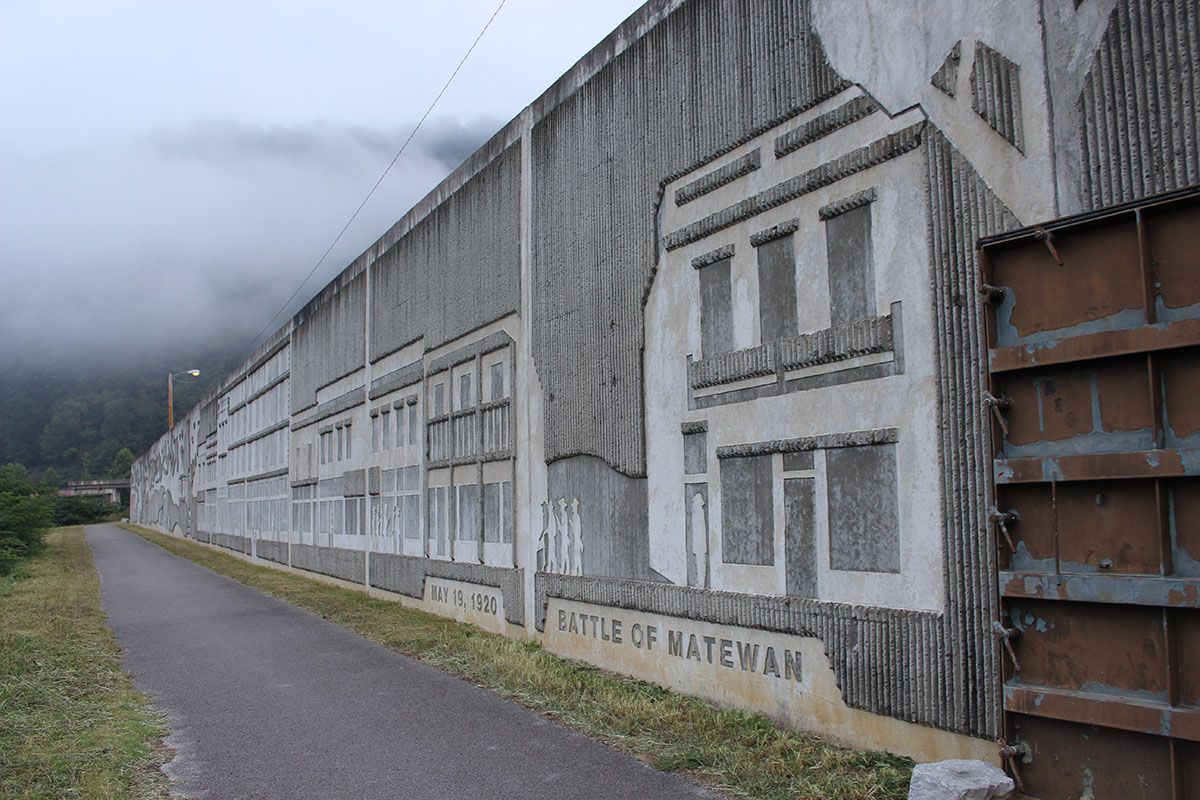 Flood wall in Matewan, WV commemorating the Mine Wars, photo: Neil Bhaerman Flood wall in Matewan, WV commemorating the Mine Wars, photo: Neil Bhaerman
