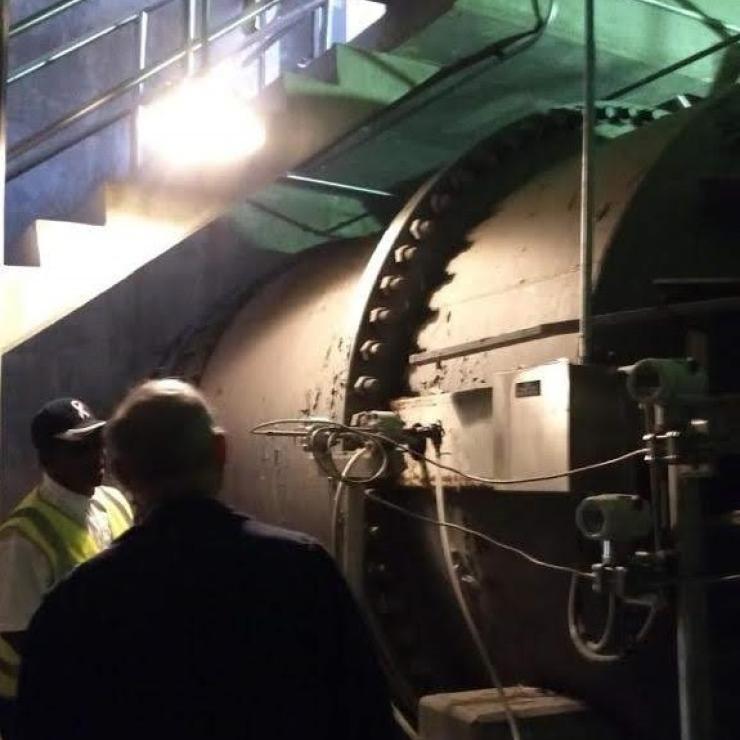 96 inch diameter pipe, all the water that runs through the facility comes here after preliminary treatment. This pipe is as old as the facility. 96 inch diameter pipe, all the water that runs through the facility comes here after preliminary treatment. This pipe is as old as the facility.